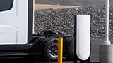 Sapete quanto costa un Megacharger Tesla? Ecco i prezzi, ora c'&egrave; anche il Basecharger