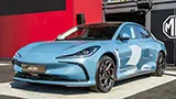Debutto europeo per MG IM5 e IM6: sfida a Tesla Model 3 e Model Y