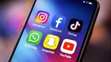 Meta dichiara guerra agli under 13: l'AI analizzer&agrave; volto, corpo e chat degli utenti