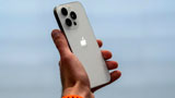 Apple ha venduto 2000 miliardi di dollari di iPhone. Pari a 13 Stazioni Spaziali Internazionali (ISS) 