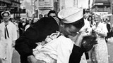 George Mendonsa: morto il marinaio del bacio a Times Square per il V-J Day