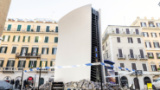 Una gigantesca PS5 svetta su Roma: ecco la nuova campagna marketing di Sony