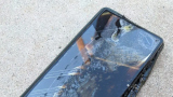 A mali estremi estremi rimedi: Google azzoppa la batteria dei Pixel 6a difettosi