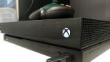 Xbox One X vista da vicino alla Milan GamesWeek